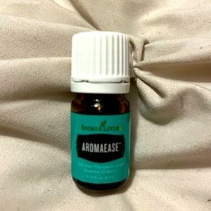 AROMA EASE YOUNG LIVING OIL.